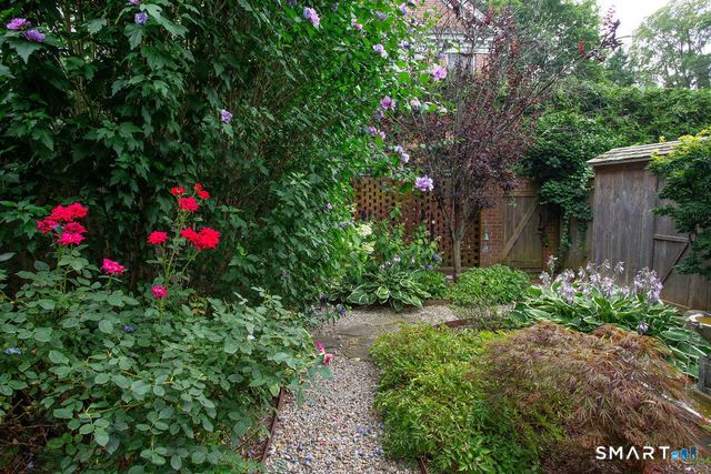 100 South Avenue, New Canaan, CT 06840