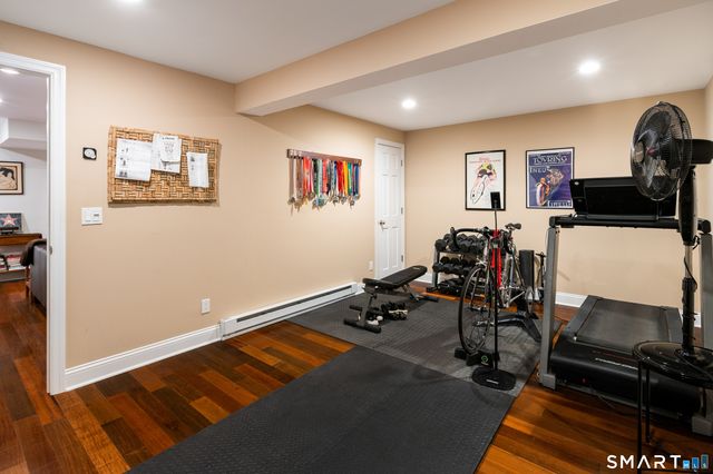 100 South Avenue, New Canaan, CT 06840