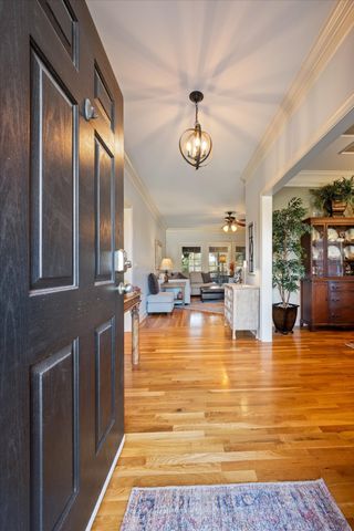 5010 MacArthur Ave, Murfreesboro, TN 37129