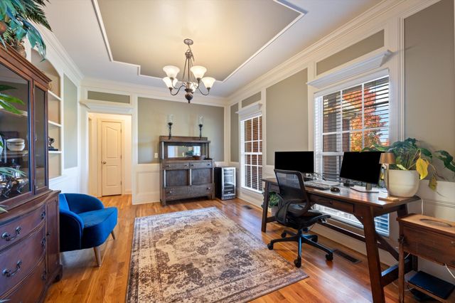 5010 MacArthur Ave, Murfreesboro, TN 37129