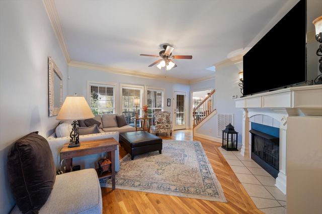 5010 MacArthur Ave, Murfreesboro, TN 37129