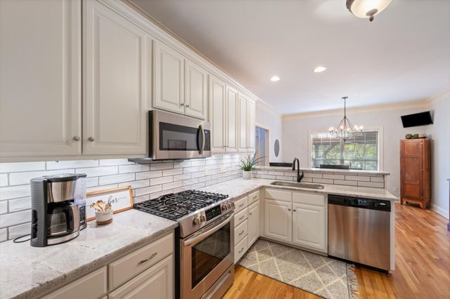 5010 MacArthur Ave, Murfreesboro, TN 37129