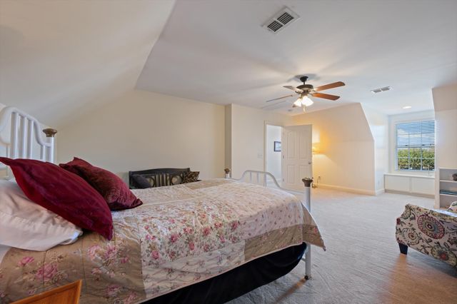 5010 MacArthur Ave, Murfreesboro, TN 37129