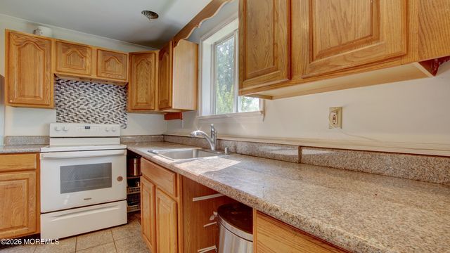 13 N Shore Street, Keansburg, NJ 07734