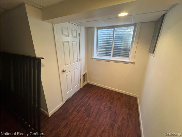 8514 Hampshire Drive, Sterling Heights, MI 48313