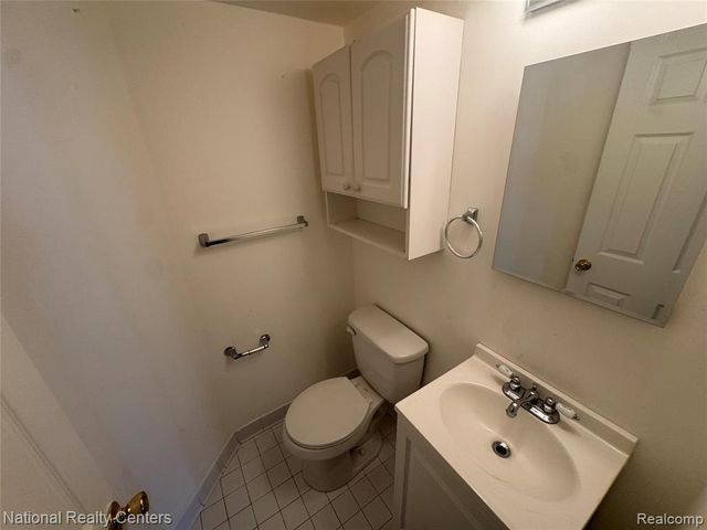 8514 Hampshire Drive, Sterling Heights, MI 48313