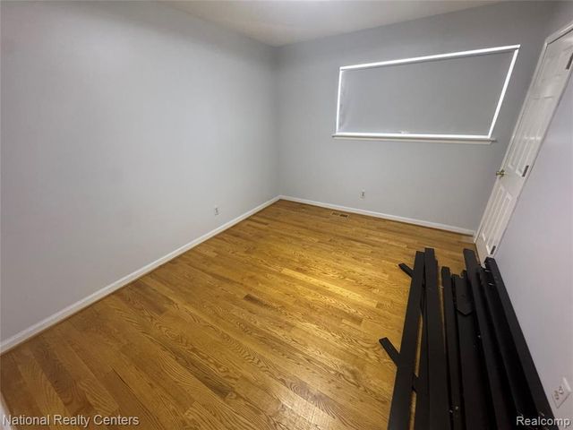 8514 Hampshire Drive, Sterling Heights, MI 48313