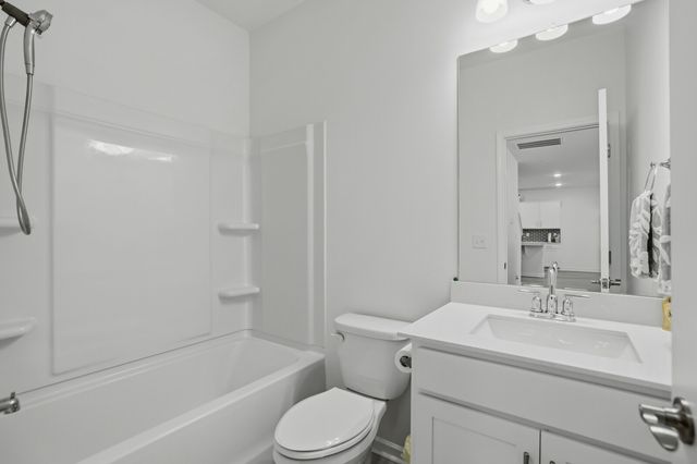 333 Brook Ave, White House, TN 37188