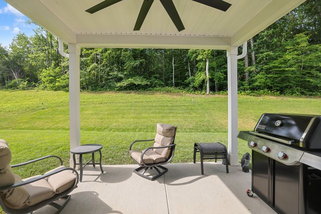 333 Brook Ave, White House, TN 37188
