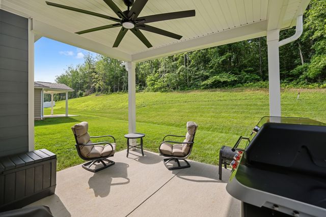 333 Brook Ave, White House, TN 37188