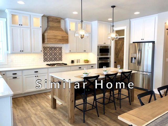 2528 N STELLITA CIRCLE, De Pere, WI 54114