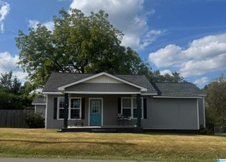 720 1ST AVENUE, Oneonta, AL 35121