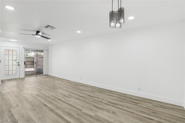 213 North Lamb Boulevard F, Las Vegas, NV 89110