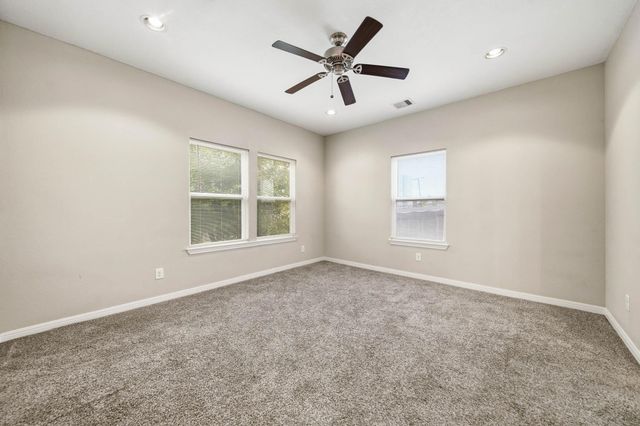5303 Avenue J, Houston, TX 77011