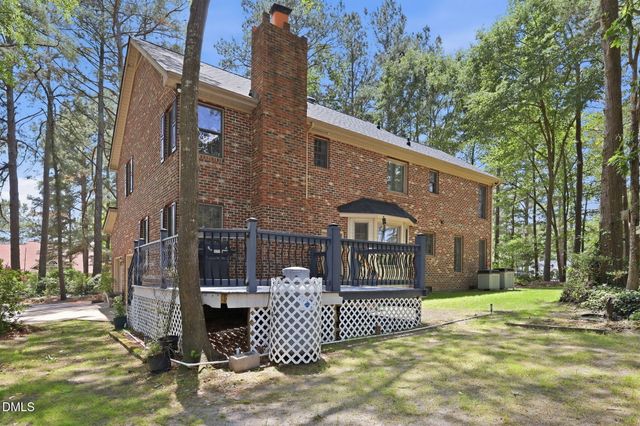 151 Crown Point, Sanford, NC 27332