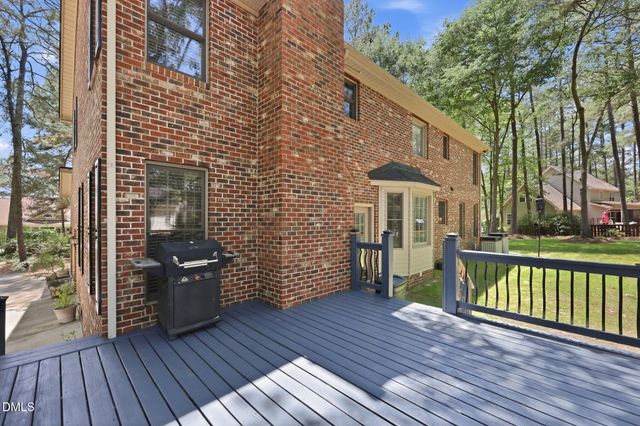 151 Crown Point, Sanford, NC 27332
