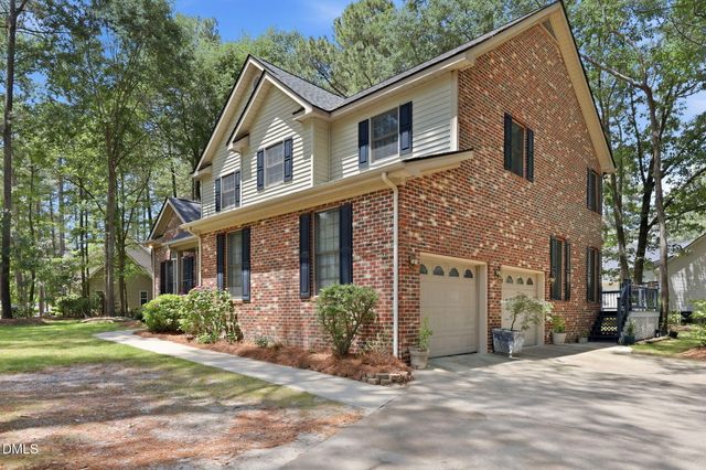 151 Crown Point, Sanford, NC 27332