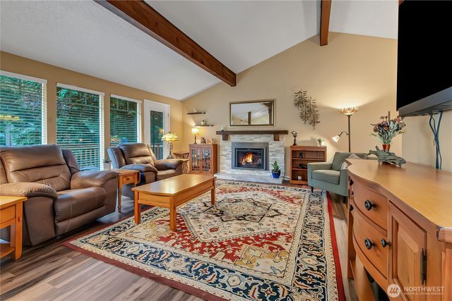 33762 32nd Avenue SW, Federal Way, WA 98023