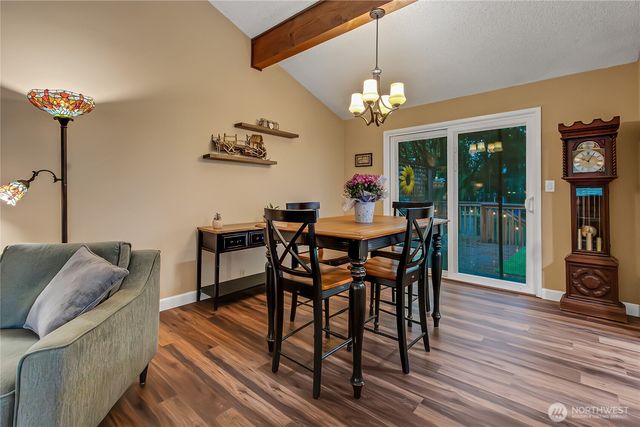 33762 32nd Avenue SW, Federal Way, WA 98023