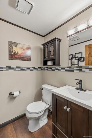 25030 Balsam Drive, Brownstown Charter Township, MI 48134