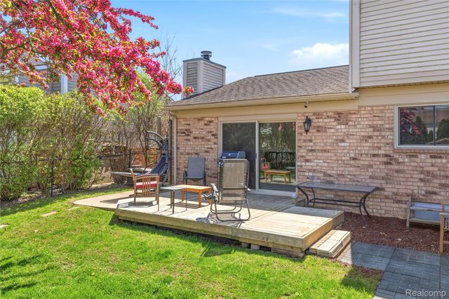 25030 Balsam Drive, Brownstown Charter Township, MI 48134