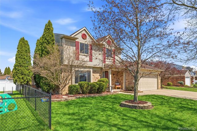 25030 Balsam Drive, Brownstown Charter Township, MI 48134