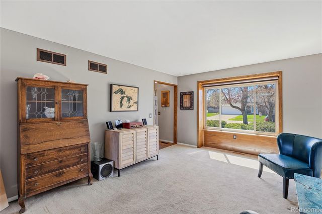 25030 Balsam Drive, Brownstown Charter Township, MI 48134