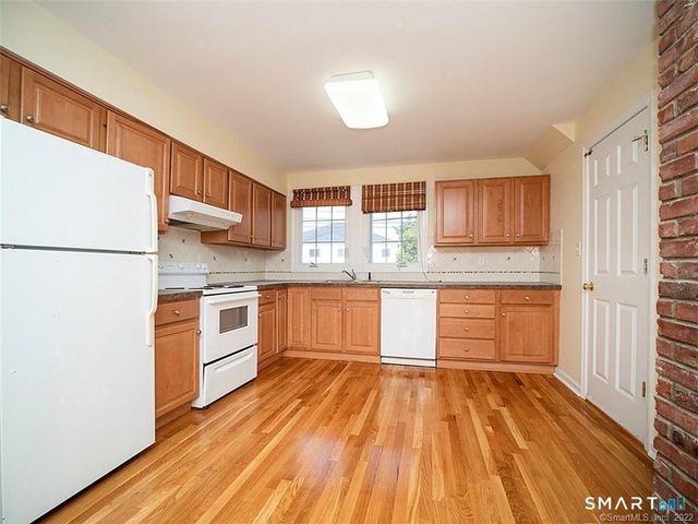 1 Cocheco Avenue 1st, Branford, CT 06405