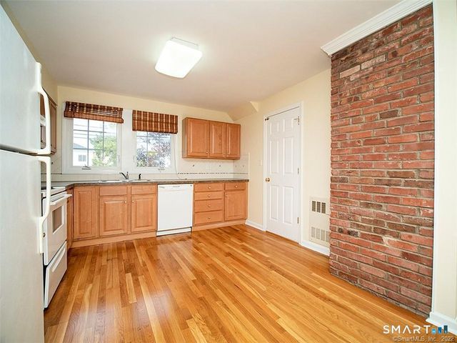 1 Cocheco Avenue 1st, Branford, CT 06405