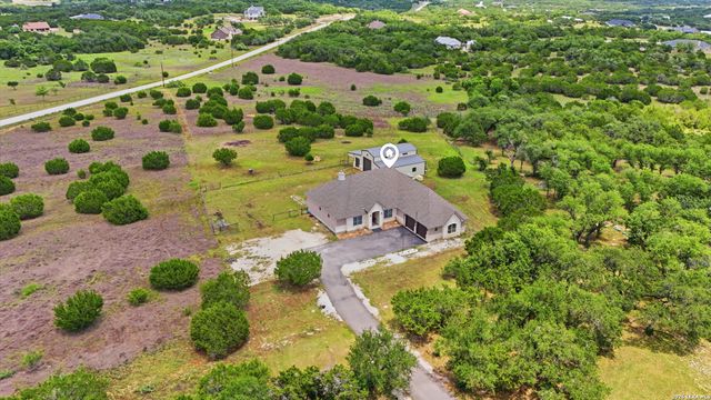 323 BOSQUE RDG, Spring Branch, TX 78070