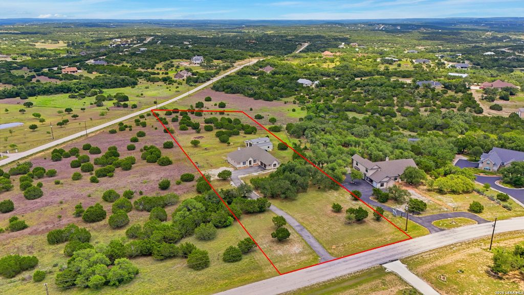 323 BOSQUE RDG, Spring Branch, TX 78070