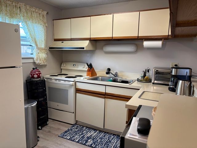 9507 Kelvin Lane 2331, Schiller Park, IL 60176
