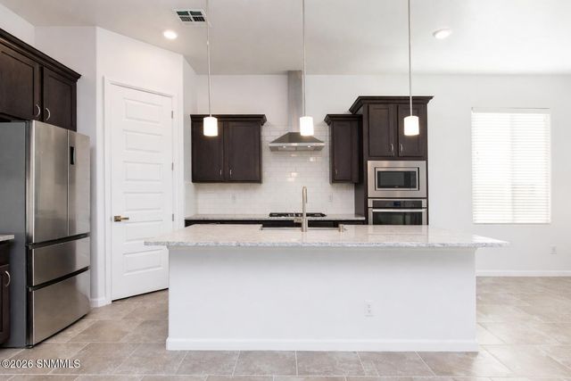 4027 Bravia Dove Loop, Las Cruces, NM 88001