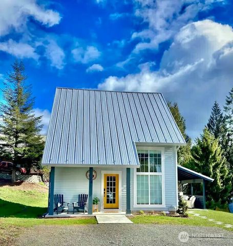 108 Chief Kiona, Silver Creek, WA 98585