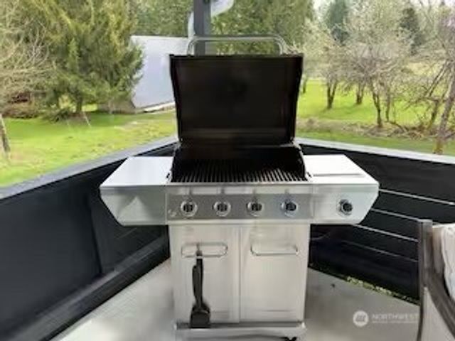 108 Chief Kiona, Silver Creek, WA 98585