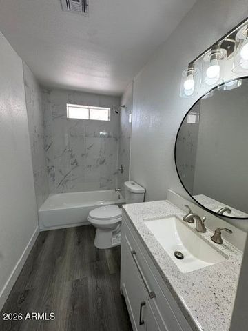 4533 W PALM Lane, Phoenix, AZ 85035