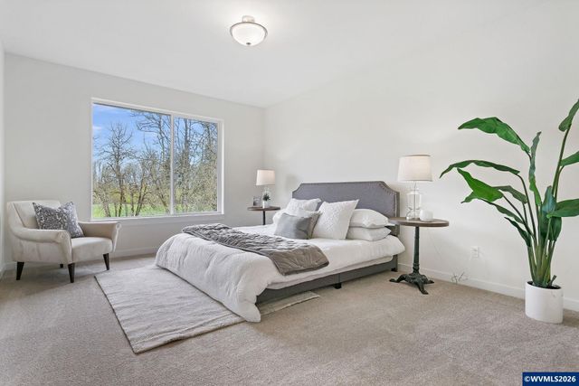 9324 Glory Ct NE, Salem, OR 97305