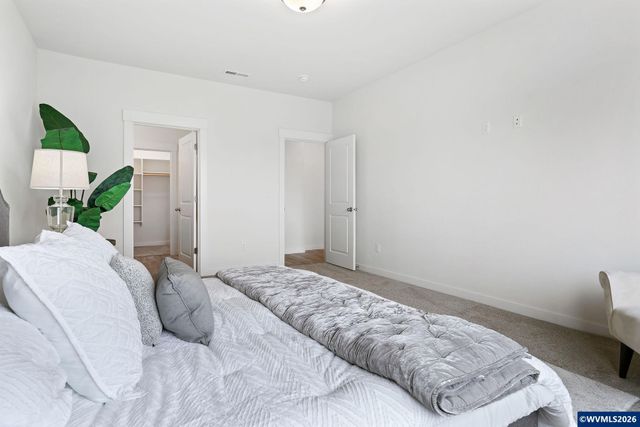 9324 Glory Ct NE, Salem, OR 97305