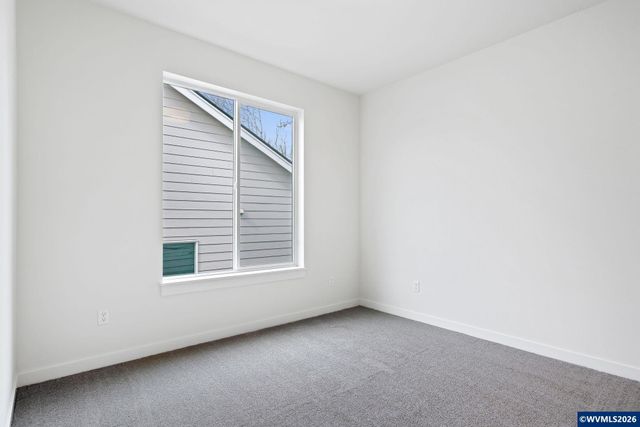 9324 Glory Ct NE, Salem, OR 97305