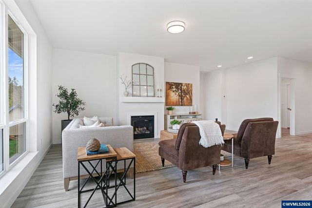 9324 Glory Ct NE, Salem, OR 97305