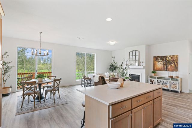 9324 Glory Ct NE, Salem, OR 97305