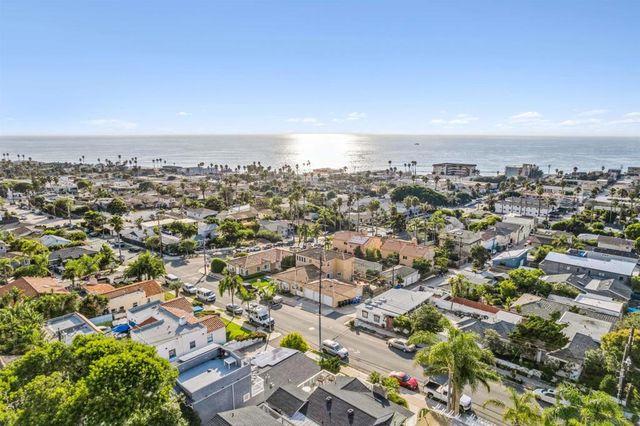 1564 Ebers St., San Diego, CA 92107
