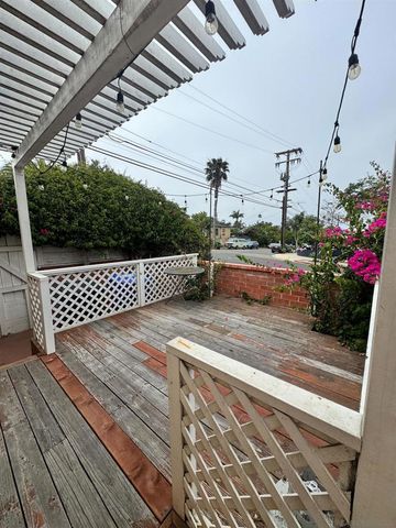 1564 Ebers St., San Diego, CA 92107