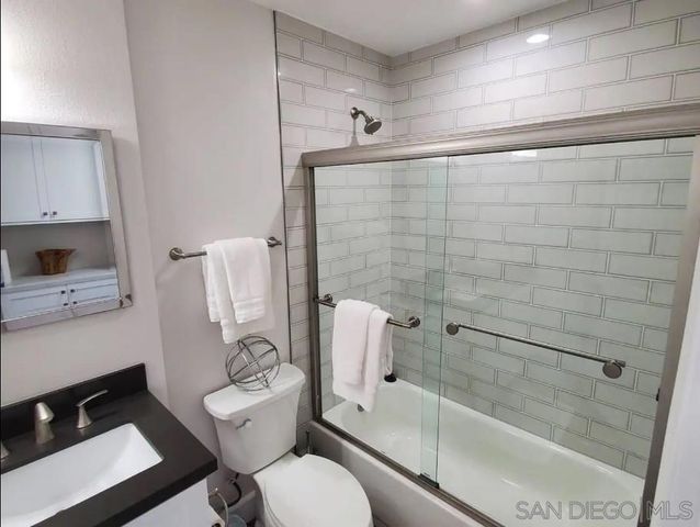 1564 Ebers St., San Diego, CA 92107