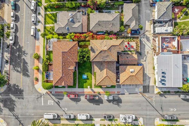 1564 Ebers St., San Diego, CA 92107