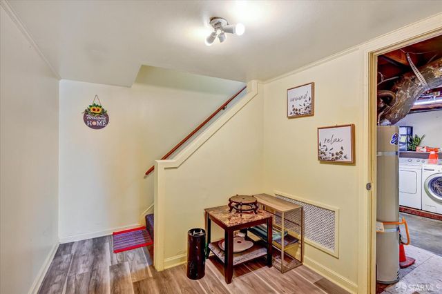 2067 Thomas Avenue, San Francisco, CA 94124