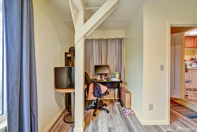 2067 Thomas Avenue, San Francisco, CA 94124