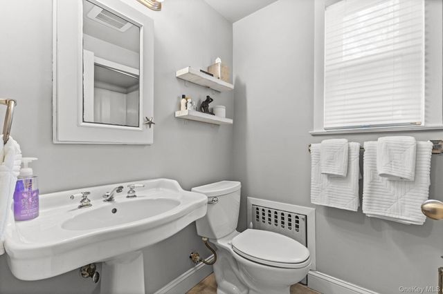 428 Chestnut Avenue, Mamaroneck, NY 10543