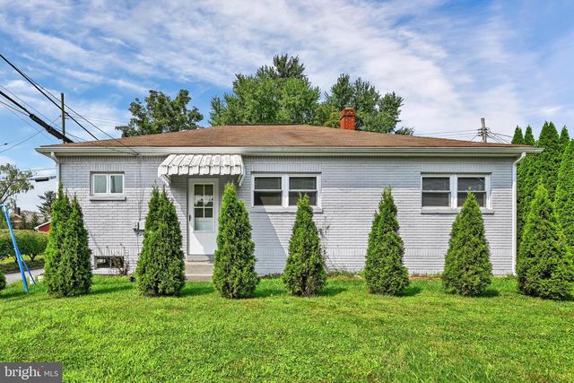 66 N SAYLOR ST, Annville, PA 17003
