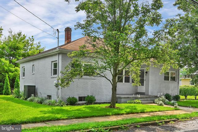 66 N SAYLOR ST, Annville, PA 17003